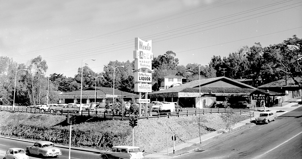 Del Mar Plaza